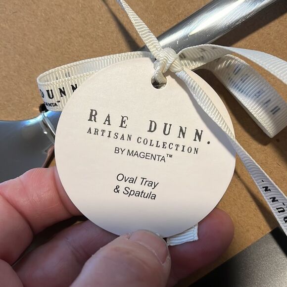 NIB Rae Dunn oval tray and spatula set - Picture 4 of 4